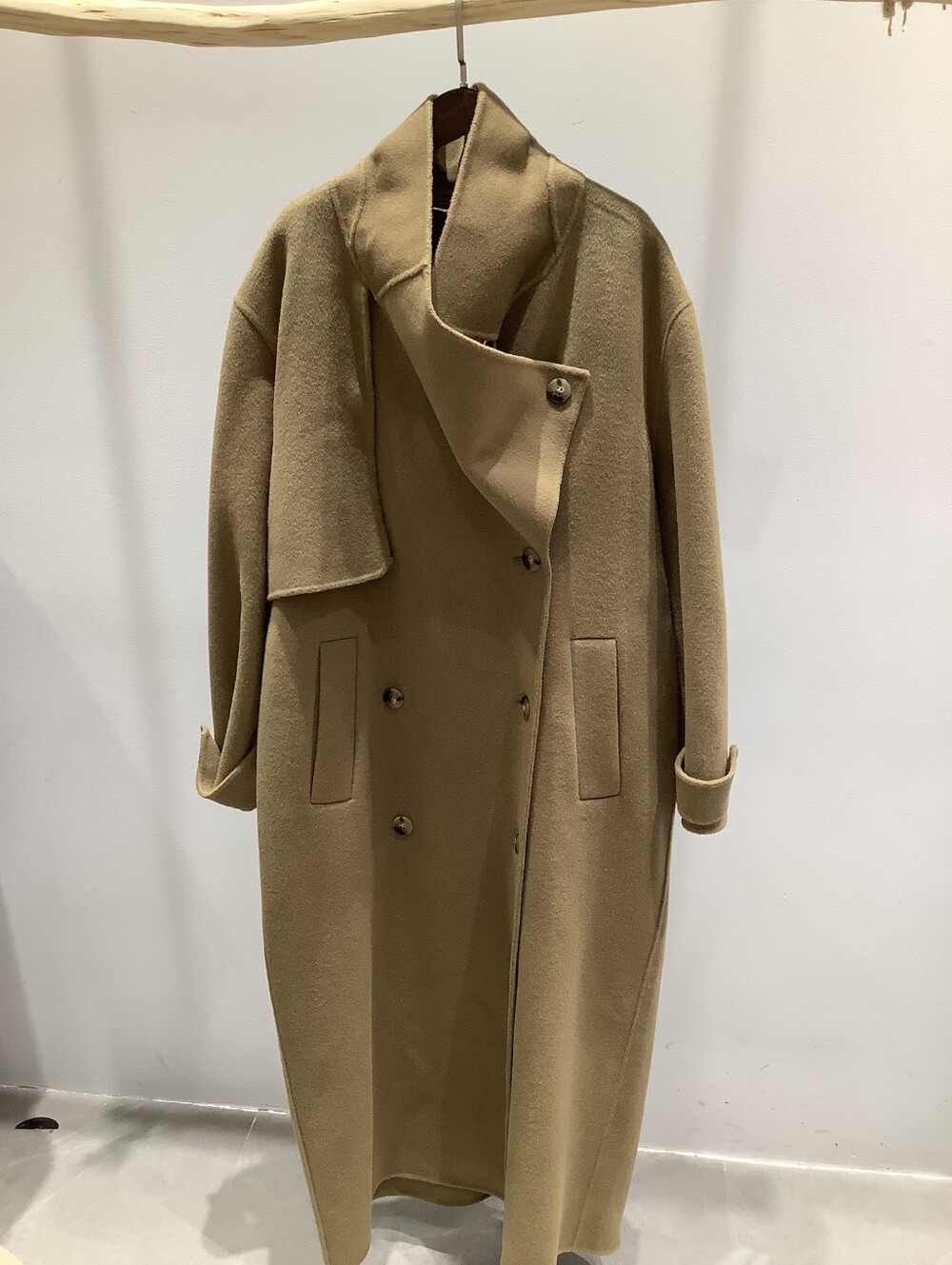 Reiss Arlo Atelier Wool Blindseam Double-Breasted Coat in Khaki - Picture 13 of 16